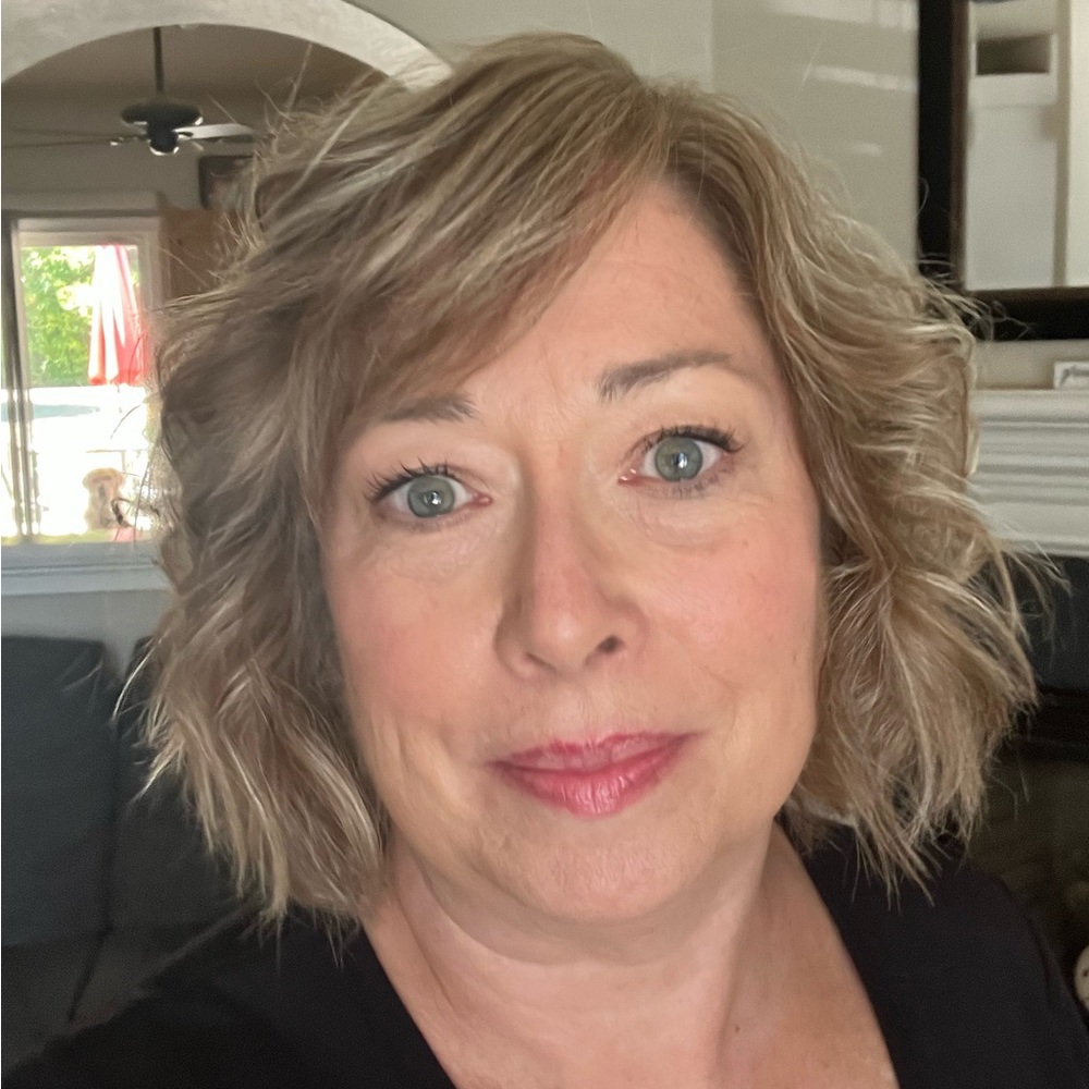 Meet your Posher, Liz